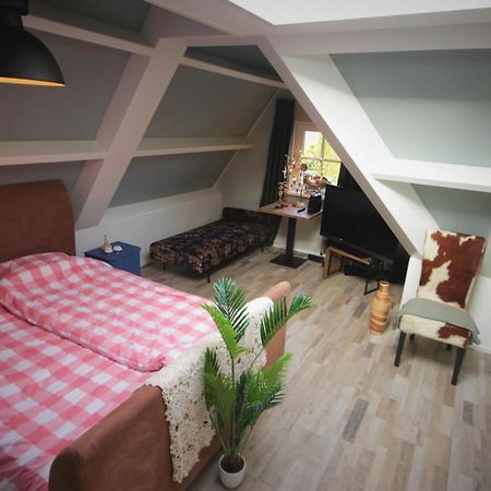 Bed and Breakfast Chez Bob Bovenkarspel Esterno foto