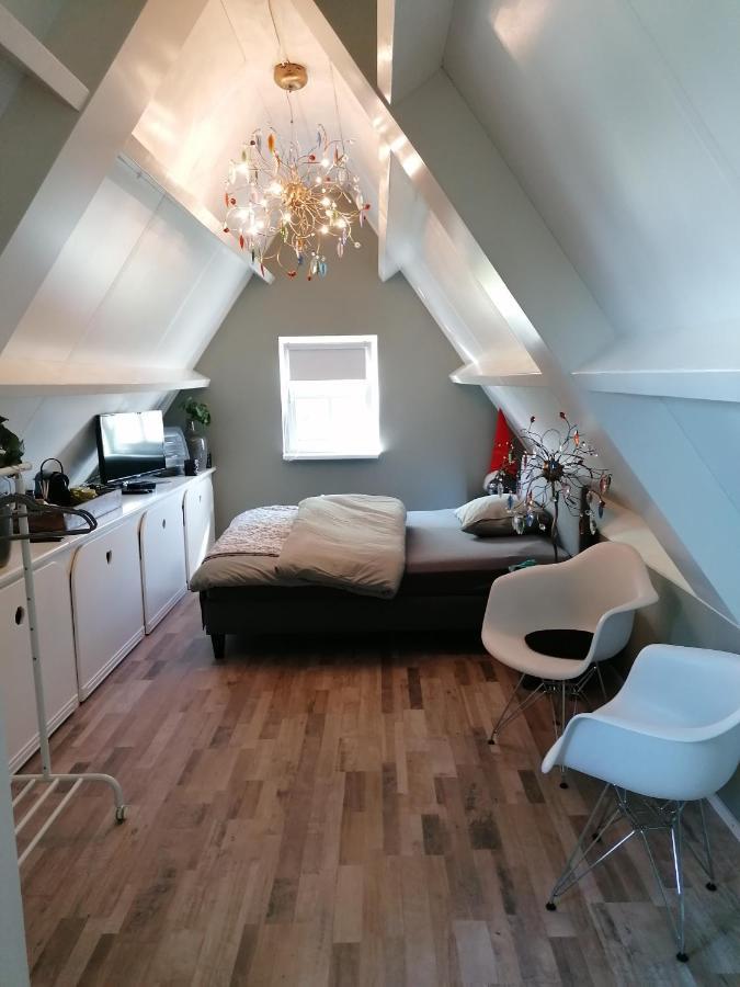 Bed and Breakfast Chez Bob Bovenkarspel Esterno foto