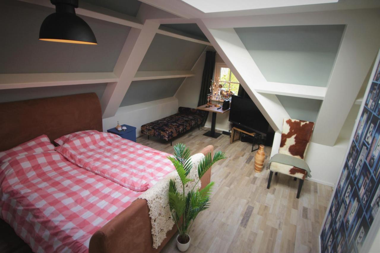 Bed and Breakfast Chez Bob Bovenkarspel Esterno foto