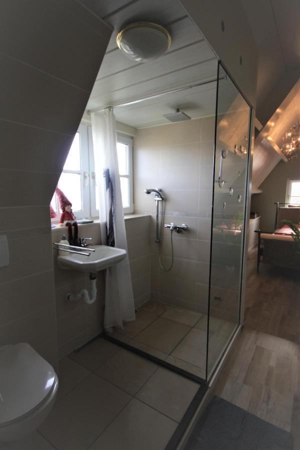 Bed and Breakfast Chez Bob Bovenkarspel Esterno foto